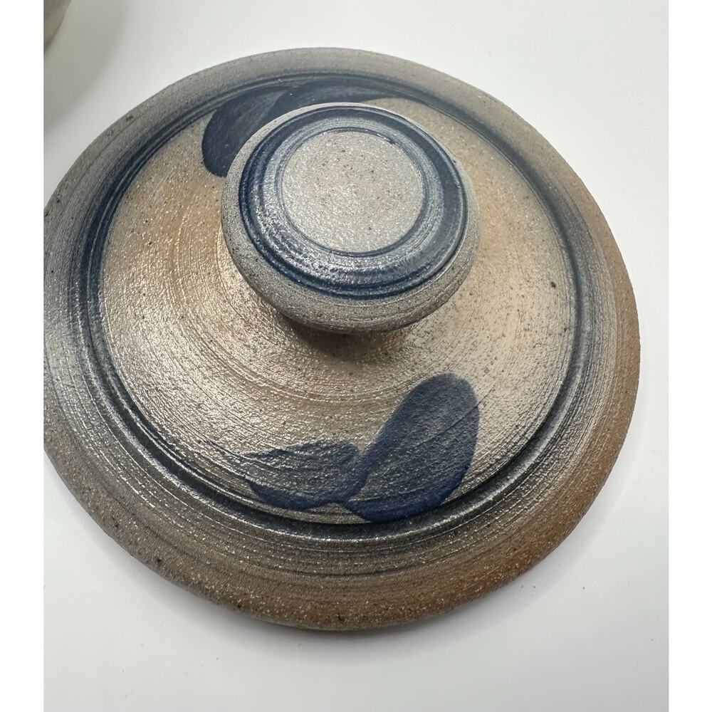 Vintage Rare Rowe Pottery Works Blue Floral Salt Glaze Med Size Crock w/ Lid - Picture 6 of 11